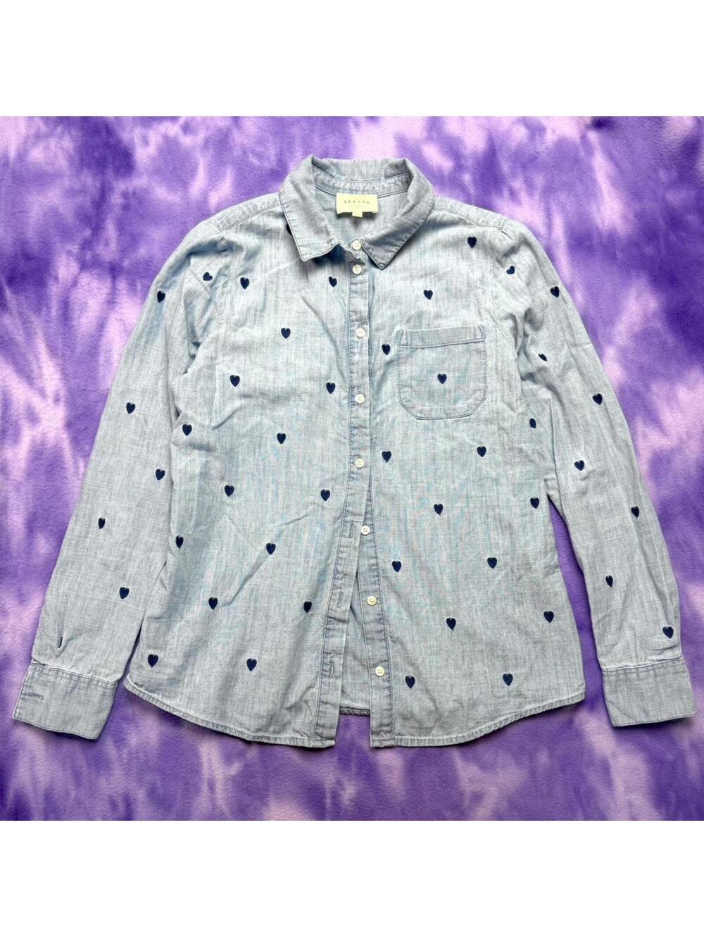 Sézane denim chambray shirt with navy hearts embroidery pattern